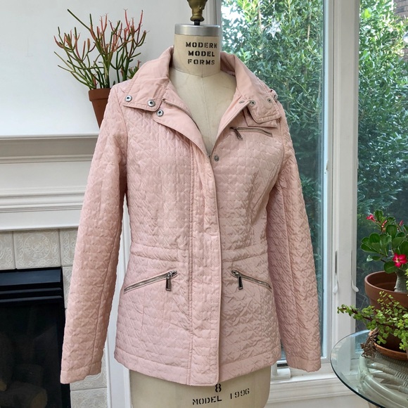 BCBGeneration Jackets & Blazers - BCBG Hooded Quilted Anorak Jacket